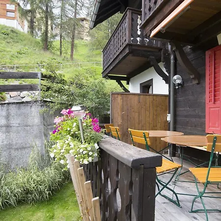 Chalet-hotel Larix دافوس