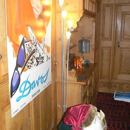 Chalet-hotel Larix فندق