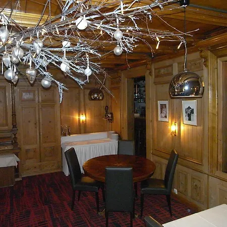 Chalet-hotel Larix دافوس