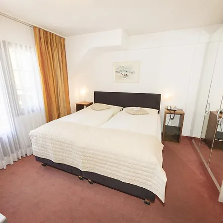 فندق Chalet-hotel Larix