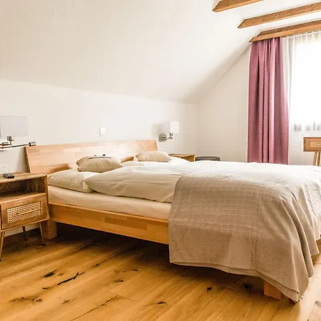 Chalet-hotel Larix מלון 3*