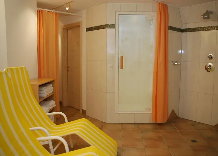 Chalet-hotel Larix מלון