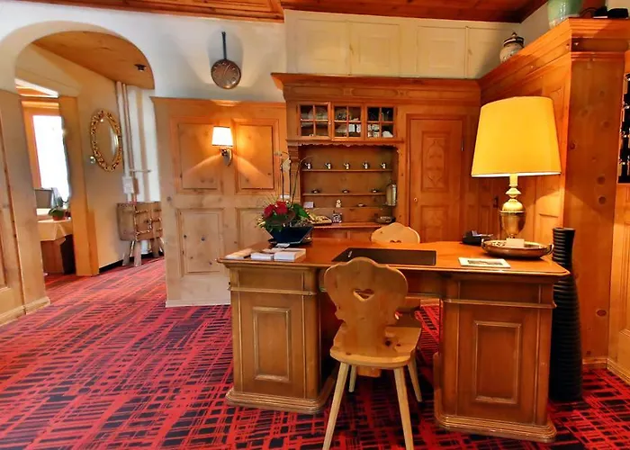 Chalet-hotel Larix מלון דאבוס