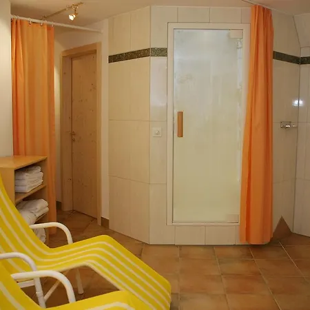 Chalet-hotel Larix Szálloda